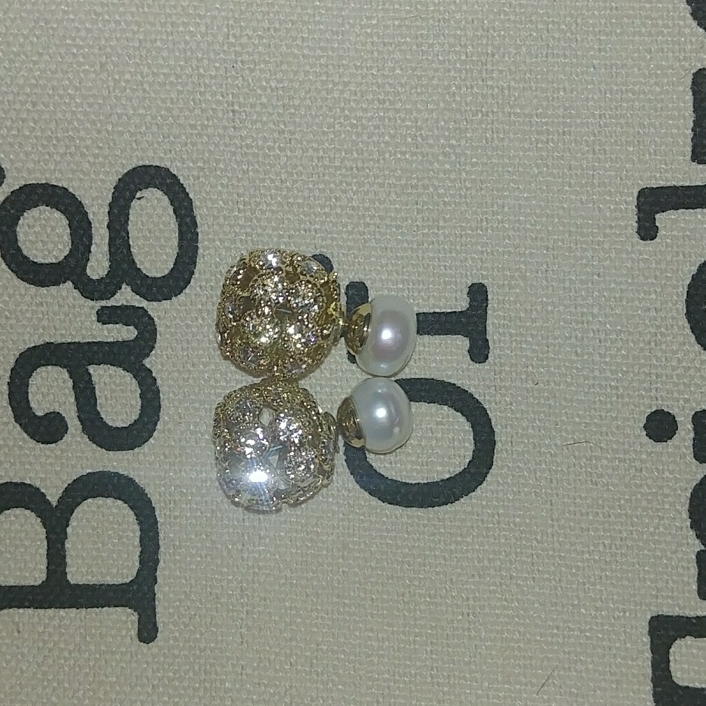 Elegant Earrings 💎 - Picture 5 of 6